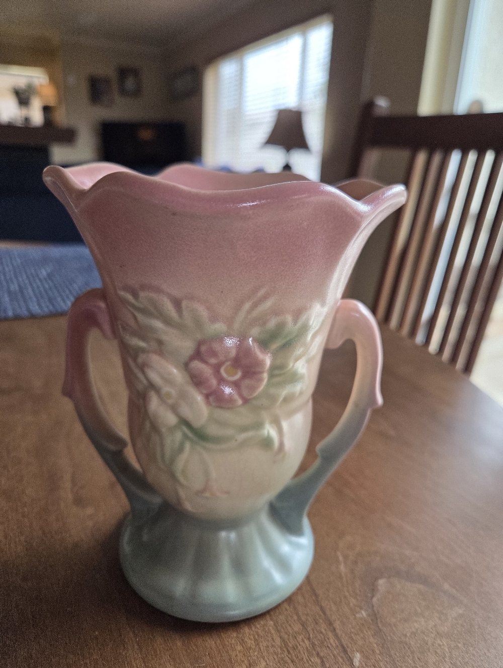 Hull Art Pottery Vase USA "Wildflower" Line 1946-1947